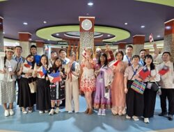 Mahasiswa Internasional dari 8 Negara Summer Camp di Unissula