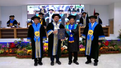 Kusrin ST MT Raih Gelar Doktor