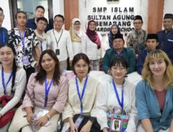 PAI Unissula Ajak Mahasiswa Asing Berbagi Inspirasi di Sekolah Mitra