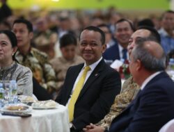 Menteri ESDM Bahlil Lahadalia Hadir di Pengukuhan Guru Besar Baru Unissula