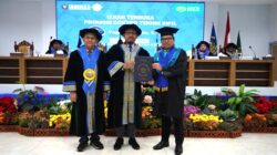 Unissula Kukuhkan Yogi Oktopianto sebagai Doktor Teknik