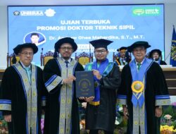 Disertasi Breakwater Antarkan Andrew Ghea Mahardika Jadi Doktor PDTS Unissula