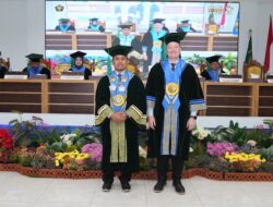 Kampus Unissula Anugerahkan Gelar Bergengsi kepada Peneliti Denmark Theis R Andersen